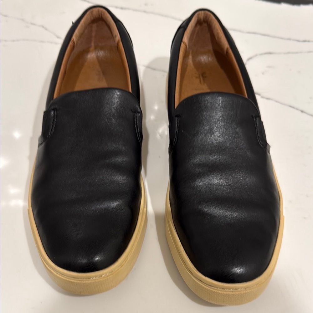 Frye women’s Black Leather Slip-On Shoes